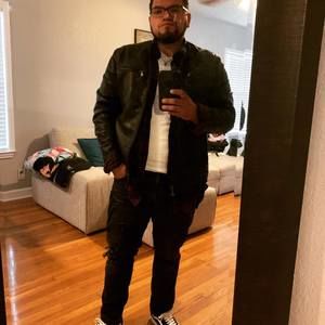 Meet your Posher, Aj